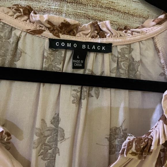 🤎3/$10 Como Black Floral V-Neck Blouse in Pink and Brown Size Large - Picture 4 of 6